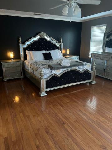 Stone Mountain Cozy Holiday home